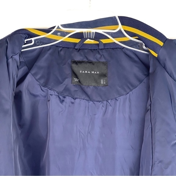 EUC- Zara Man Hooded Varsity Stripe Inside Navy Blue Bomber Jacket Size Large - Picture 11 of 16